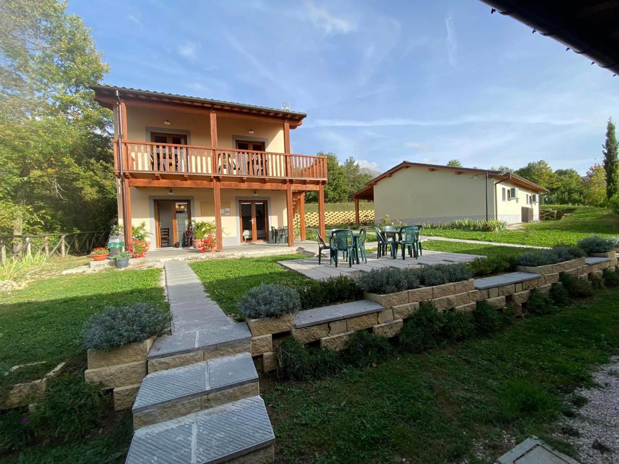 Hotel Borgo Retrosi di Amatrice Esterno foto