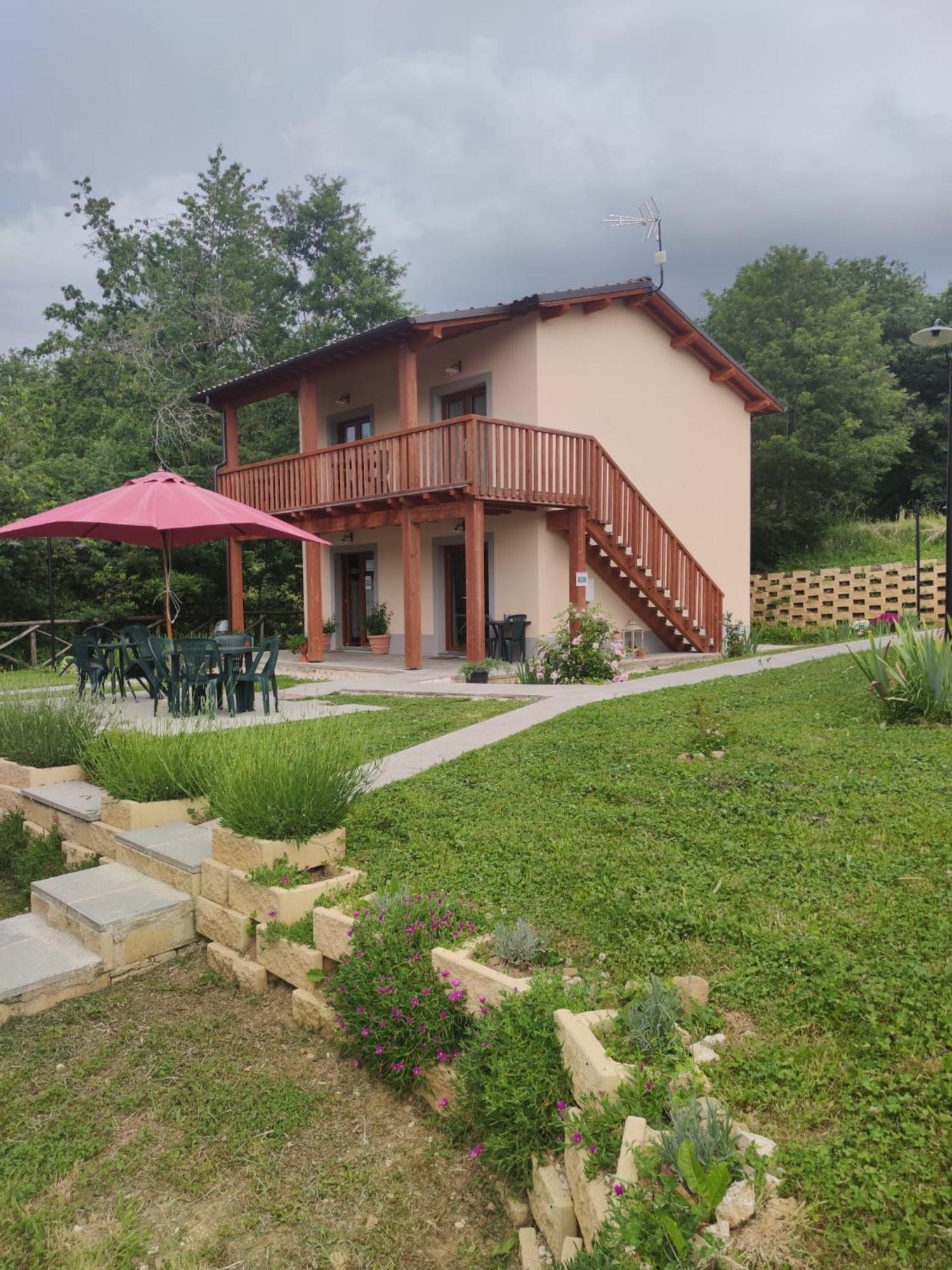 Hotel Borgo Retrosi di Amatrice Esterno foto
